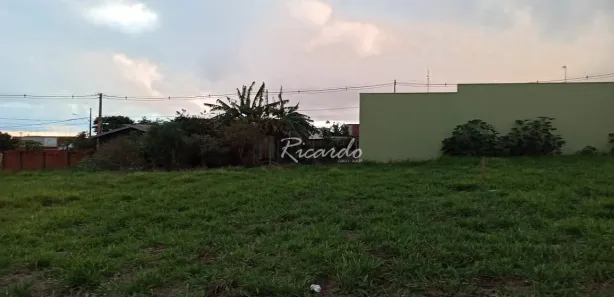 Terreno / Lote / Condomínio à venda, 10m² no Centro, Sabáudia