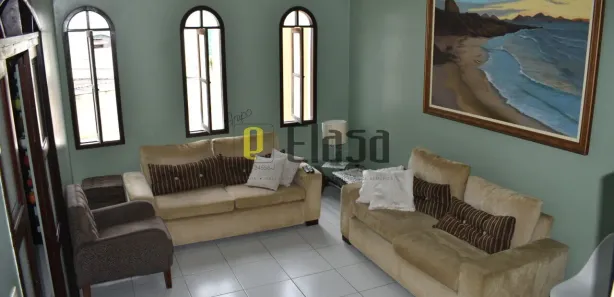 Sobrado com 3 Quartos à venda, 320m² no Parque Paraíso, Itapecerica da Serra