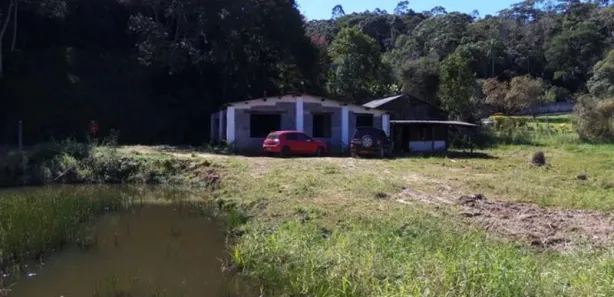 Fazenda / Sítio / Chácara com 1 Quarto para alugar, 2000m² no Porteira Preta, Mogi das Cruzes