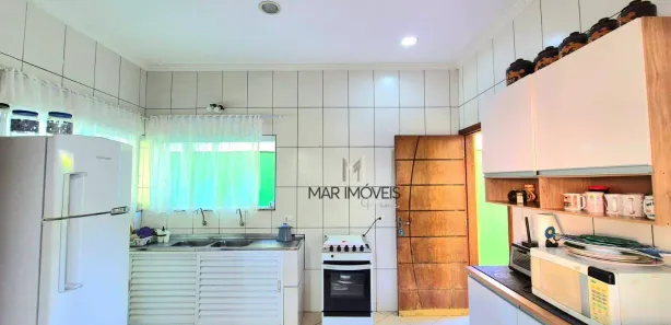 Casa de Condomínio com 4 Quartos para alugar, 210m² no Balneário Praia do Pernambuco, Guarujá