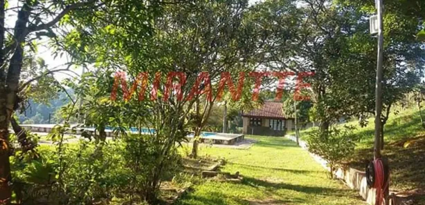 Fazenda / Sítio / Chácara com 4 Quartos à venda, 400m² no , Franco da Rocha