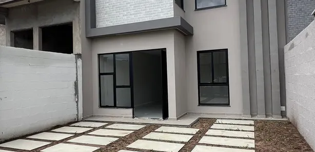 Sobrado com 3 Quartos à venda, 107m² no Papagaio, Feira de Santana