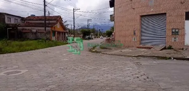 Loja / Salão / Ponto Comercial à venda, 300m² no , Mongaguá