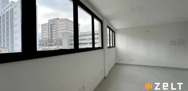 Conjunto Comercial / Sala para alugar, 38m² no Velha, Blumenau