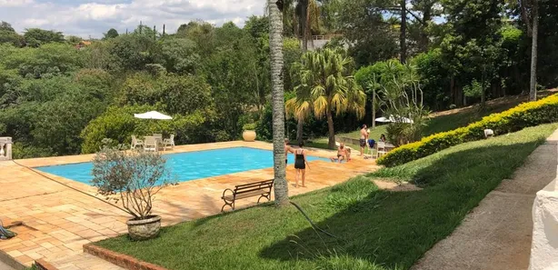 Fazenda / Sítio / Chácara com 7 Quartos à venda, 890m² no , Mairinque