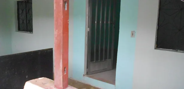 Casa com 1 Quarto para alugar, 40m² no Das Graças, Belford Roxo