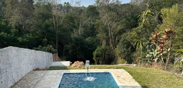 Fazenda / Sítio / Chácara com 2 Quartos à venda, 588m² no , Mairinque