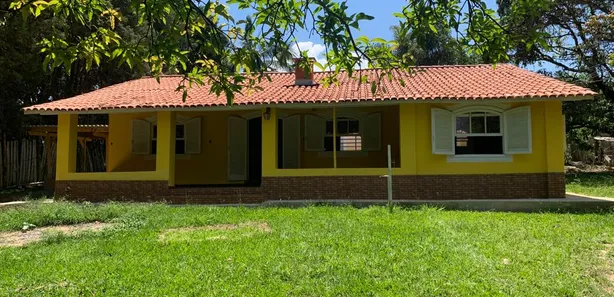 Fazenda / Sítio / Chácara com 3 Quartos à venda, 300m² no Perímetro Urbano, Sarapuí