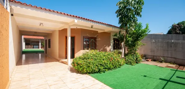 Casa com 3 Quartos para alugar, 135m² no KLP, Foz do Iguaçu