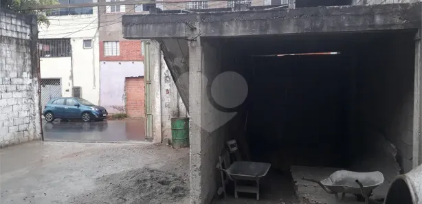 Galpão / Depósito / Armazém para alugar, 100m² no Cidade Ariston Estela Azevedo, Carapicuíba