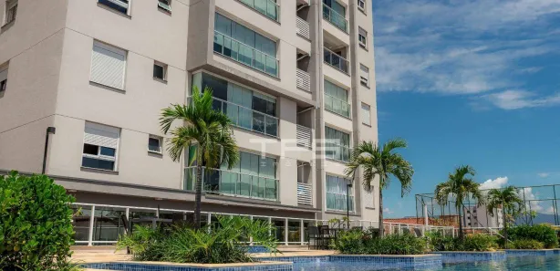 Apartamento com 3 Quartos para alugar, 99m² no Cruz, Lorena