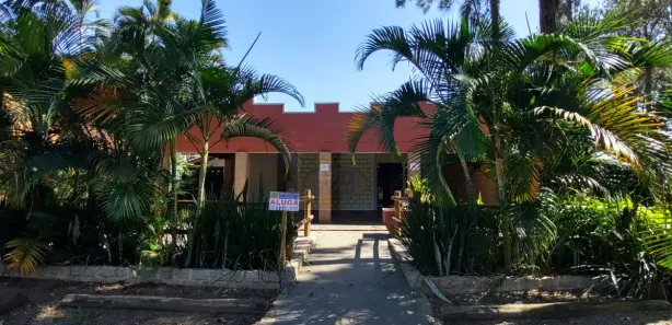 Conjunto Comercial / Sala para alugar, 300m² no Centro, Holambra