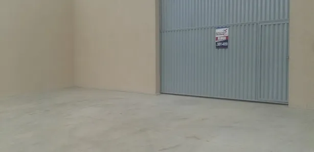 Galpão / Depósito / Armazém à venda, 320m² no Vau Açu, Viçosa