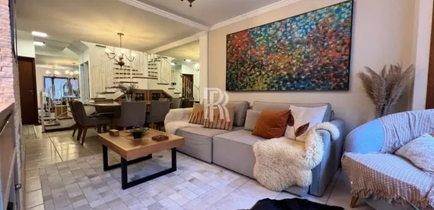 Casa de Condomínio com 4 Quartos para alugar, 89m² no Capivari, Campos do Jordão