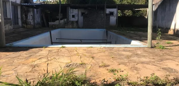 Terreno / Lote / Condomínio para alugar, 165m² no Centro, Viçosa