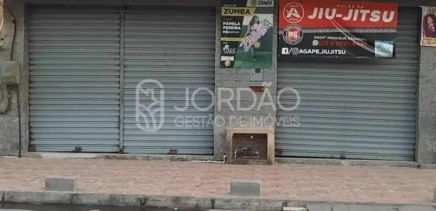 Loja / Salão / Ponto Comercial à venda, 180m² no Coelho, São Gonçalo