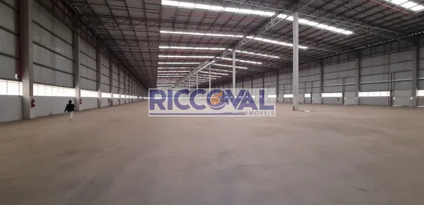 Galpão / Depósito / Armazém para venda ou aluguel, 17000m² no , Mairinque
