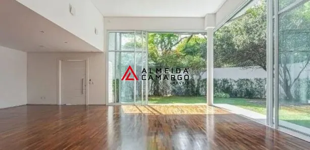 Casa com 4 Quartos para venda ou aluguel, 663m² no Alto de Pinheiros, São Paulo