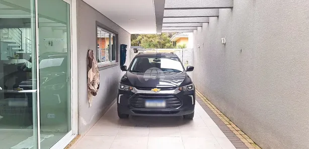 Sobrado com 3 Quartos à venda, 250m² no Campo Pequeno, Colombo