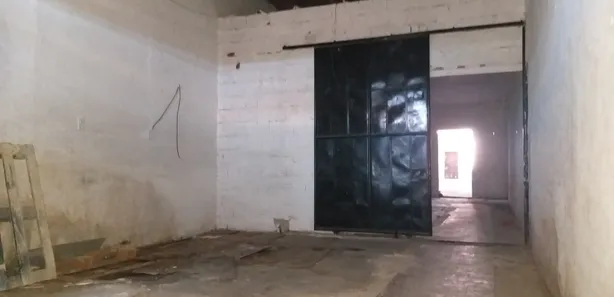Prédio Inteiro para alugar, 180m² no Moura Brasil, Fortaleza
