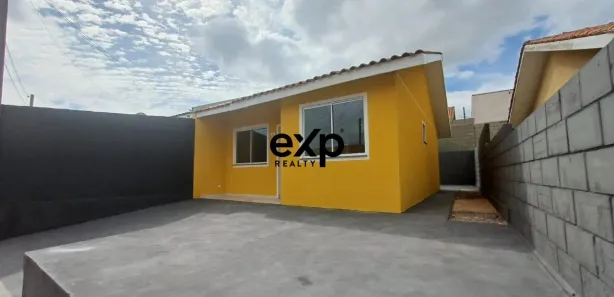 Casa de Condomínio com 2 Quartos à venda, 42m² no Gralha Azul, Fazenda Rio Grande