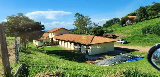 Fazenda / Sítio / Chácara com 3 Quartos para venda ou aluguel, 455m² no Jacaré, Cabreúva