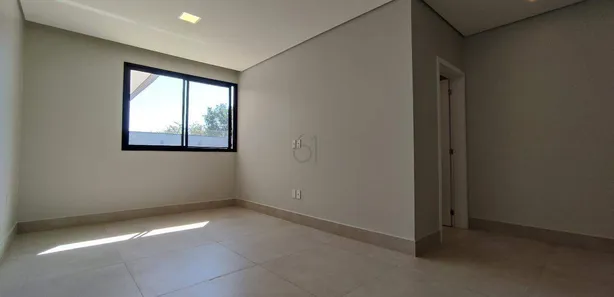 Casa de Condomínio com 4 Quartos à venda, 343m² no Região dos Lagos, Brasília