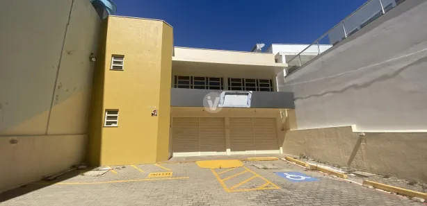 Galpão / Depósito / Armazém com 10 Quartos à venda, 572m² no Bonfim, Santa Maria