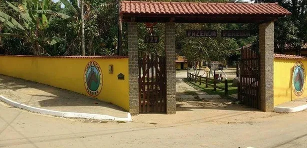 Fazenda / Sítio / Chácara com 2 Quartos à venda, 44000m² no Figueiras, Nova Iguaçu