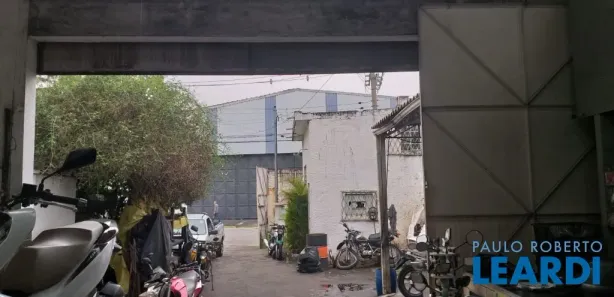 Galpão / Depósito / Armazém à venda, 356m² no Bosque da Saúde, São Paulo