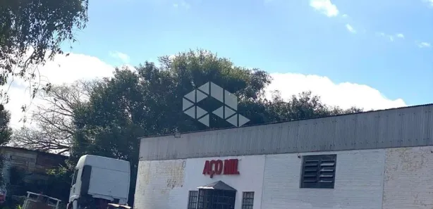 Galpão / Depósito / Armazém à venda, 610m² no São João, Santa Maria
