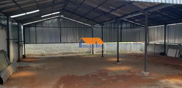 Galpão / Depósito / Armazém à venda, 550m² no Nova Cachoeirinha, Belo Horizonte