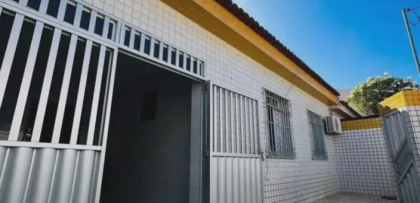 Casa com 3 Quartos à venda, 180m² no Luzia, Aracaju