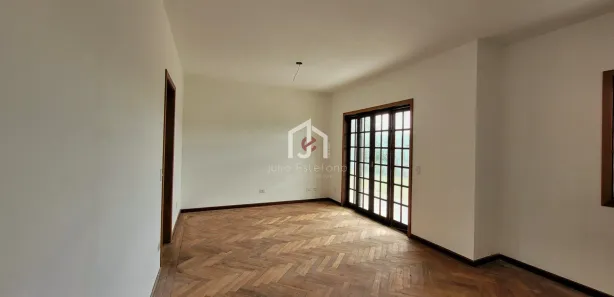 Casa de Condomínio com 3 Quartos à venda, 125m² no , Campos do Jordão