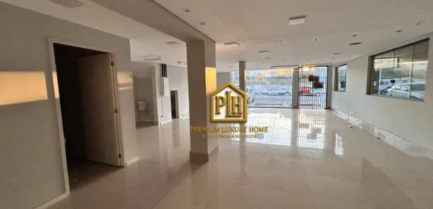 Loja / Salão / Ponto Comercial para alugar, 180m² no Conjunto Habitacional José Barnet Y Vives, Atibaia