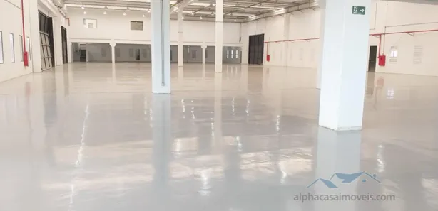 Galpão / Depósito / Armazém para alugar, 2210m² no Tamboré, Barueri