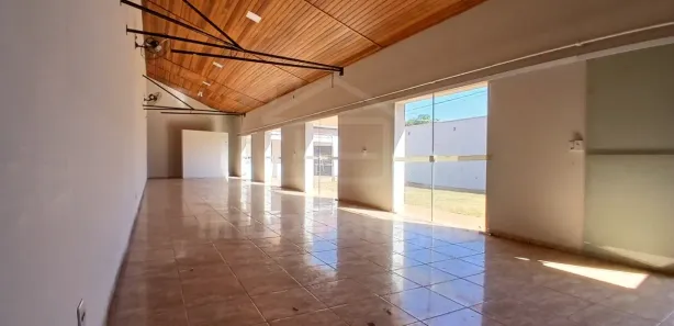 Loja / Salão / Ponto Comercial à venda, 203m² no Chácara Braz Miraglia, Jaú