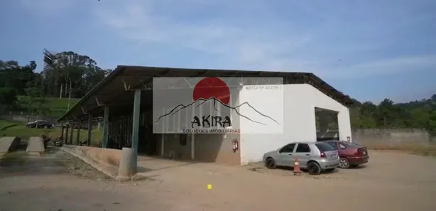 Galpão / Depósito / Armazém para alugar, 686m² no Luiz Fagundes, Mairiporã