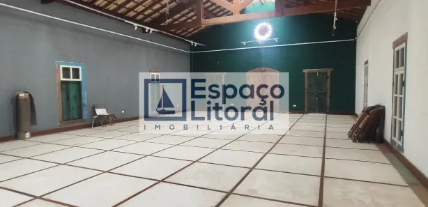 Galpão / Depósito / Armazém à venda, 270m² no Barequeçaba, São Sebastião