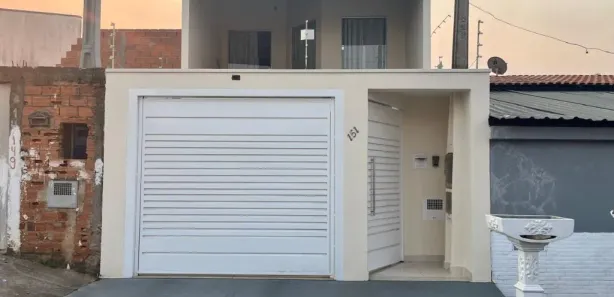 Sobrado com 3 Quartos à venda, 178m² no Parque São Pedro, Cosmópolis