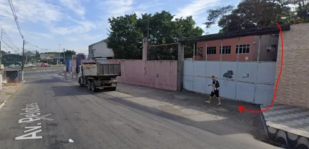 Prédio Inteiro com 1 Quarto para alugar, 1200m² no Jardim Gramacho, Duque de Caxias