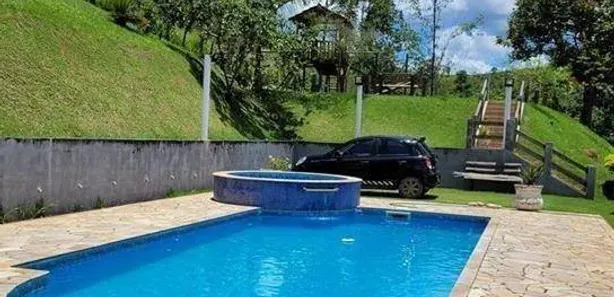 Fazenda / Sítio / Chácara com 3 Quartos à venda, 250m² no Igaratá, Igaratá