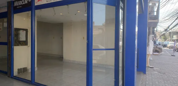 Loja / Salão / Ponto Comercial para alugar, 30m² no Centro, Nilópolis