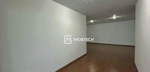Casa com 2 Quartos para alugar, 96m² no Santos Dumont, Londrina