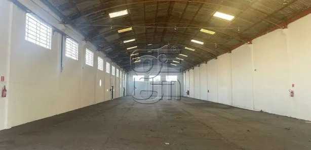 Galpão / Depósito / Armazém para alugar, 1400m² no Veraliz, Londrina
