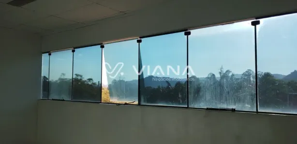 Galpão / Depósito / Armazém à venda, 6000m² no Jardim Itaquiti, Barueri