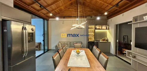Casa com 4 Quartos à venda, 185m² no Meia Praia, Navegantes