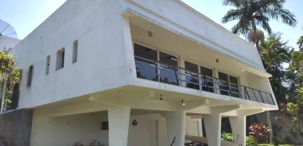 Fazenda / Sítio / Chácara com 3 Quartos para alugar, 390m² no Condomínio Lagoinha, Jacareí