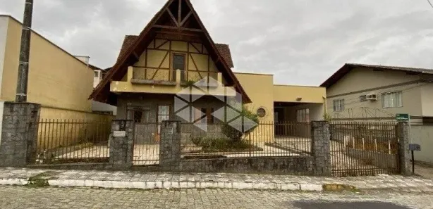 Terreno / Lote / Condomínio à venda, 615m² no Czerniewicz, Jaraguá do Sul