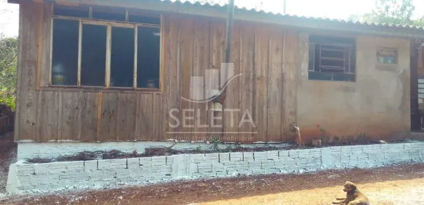 Fazenda / Sítio / Chácara com 3 Quartos à venda, 120m² no Área Rural de Cascavel, Cascavel
